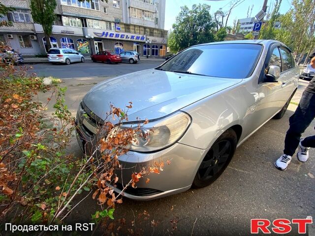 Серый Шевроле Эпика, объемом двигателя 2.5 л и пробегом 100 тыс. км за 3950 $, фото 3 на Automoto.ua