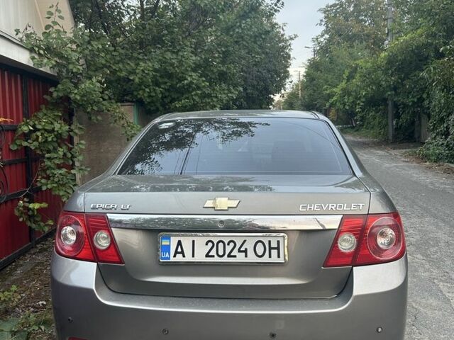 Шевроле Эпика 2007 в Иванкове на Automoto.ua Серый Шевроле Эпика, объемом двигателя 2.5 л и пробегом 300 тыс. км за 4000 $, фото 3 на Automoto.ua