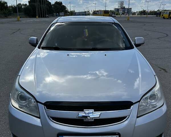 Серый Шевроле Эпика, объемом двигателя 2 л и пробегом 250 тыс. км за 6000 $, фото 1 на Automoto.ua