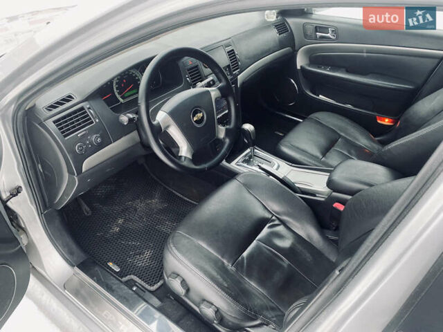 Серый Шевроле Эпика, объемом двигателя 2.49 л и пробегом 245 тыс. км за 5500 $, фото 10 на Automoto.ua