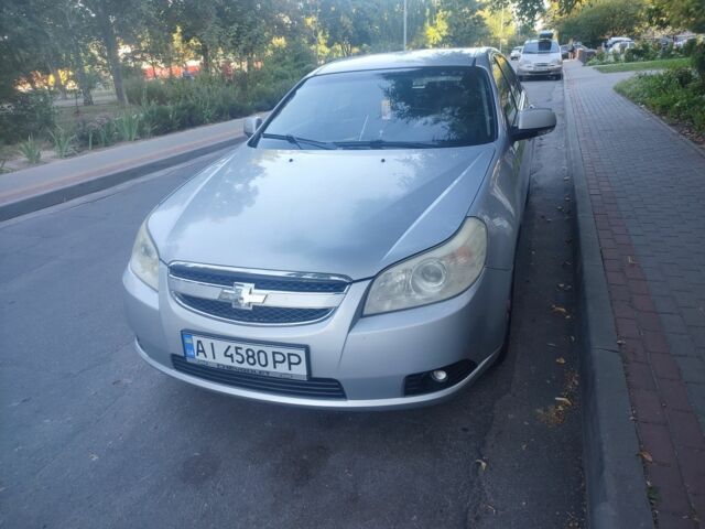 Серый Шевроле Эпика, объемом двигателя 2.5 л и пробегом 200 тыс. км за 4200 $, фото 1 на Automoto.ua