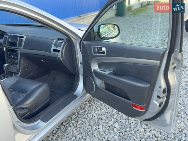 Серый Шевроле Эпика, объемом двигателя 2 л и пробегом 180 тыс. км за 3700 $, фото 15 на Automoto.ua