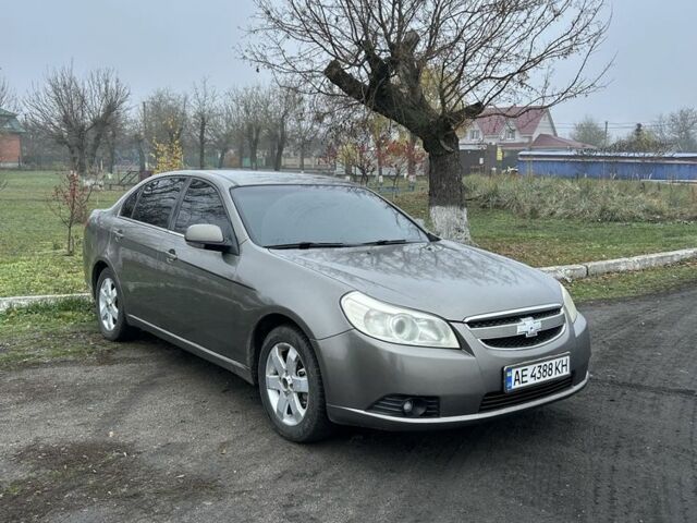 Серый Шевроле Эпика, объемом двигателя 2 л и пробегом 695 тыс. км за 3699 $, фото 1 на Automoto.ua