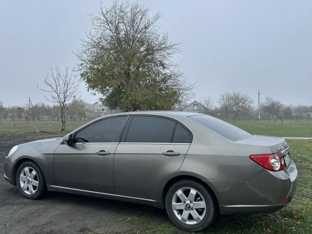 Серый Шевроле Эпика, объемом двигателя 2 л и пробегом 695 тыс. км за 3699 $, фото 4 на Automoto.ua