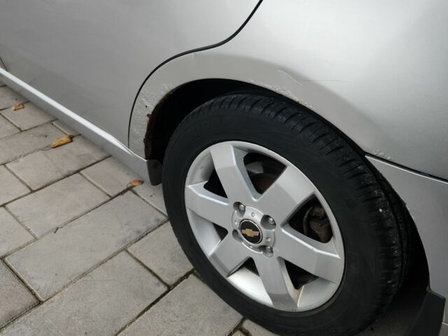 Серый Шевроле Эпика, объемом двигателя 2 л и пробегом 230 тыс. км за 4500 $, фото 2 на Automoto.ua