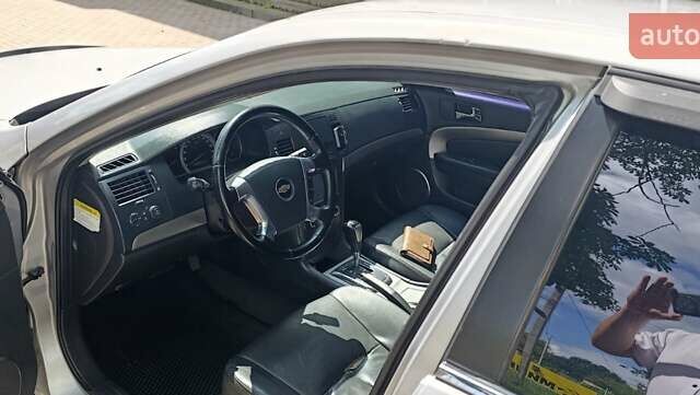 Серый Шевроле Эпика, объемом двигателя 2.49 л и пробегом 252 тыс. км за 4200 $, фото 18 на Automoto.ua