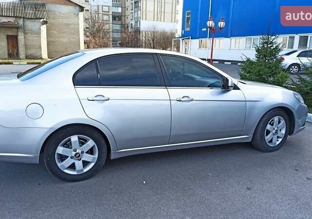 Серый Шевроле Эпика, объемом двигателя 2.5 л и пробегом 224 тыс. км за 5200 $, фото 5 на Automoto.ua