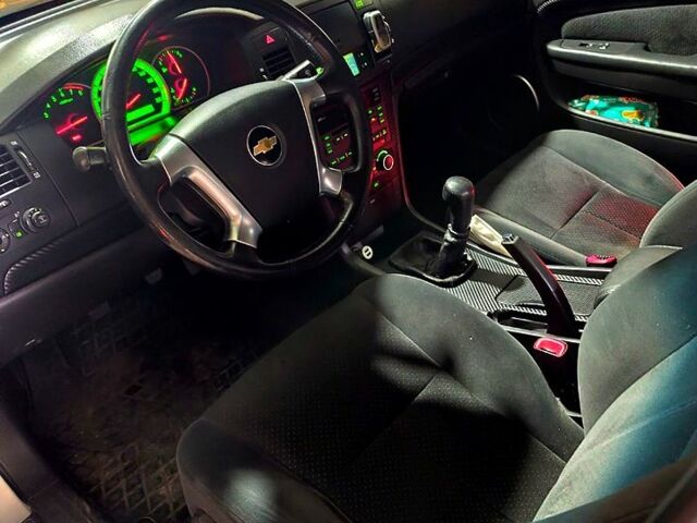 Серый Шевроле Эпика, объемом двигателя 2 л и пробегом 129 тыс. км за 5600 $, фото 6 на Automoto.ua