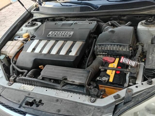 Серый Шевроле Эпика, объемом двигателя 2 л и пробегом 175 тыс. км за 5500 $, фото 8 на Automoto.ua