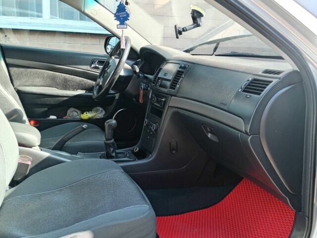 Серый Шевроле Эпика, объемом двигателя 2 л и пробегом 175 тыс. км за 5500 $, фото 12 на Automoto.ua