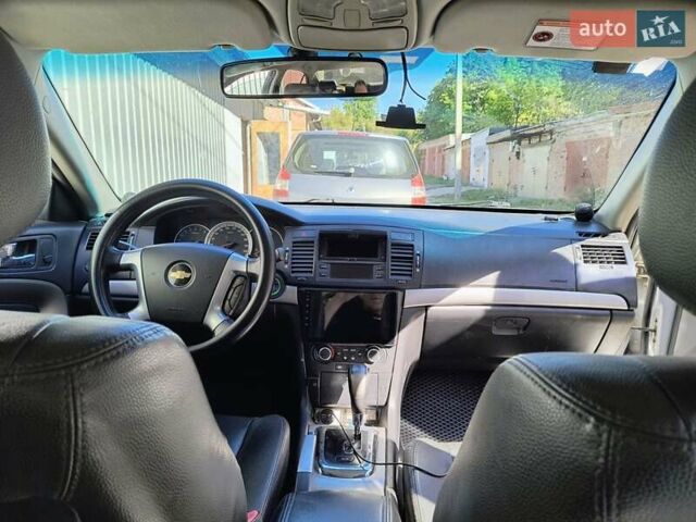 Сірий Шевроле Епіка, об'ємом двигуна 2.49 л та пробігом 217 тис. км за 6500 $, фото 3 на Automoto.ua