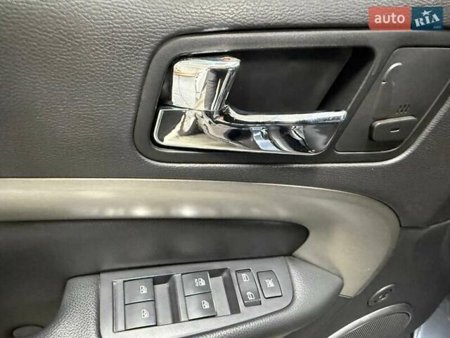 Серый Шевроле Эпика, объемом двигателя 2.5 л и пробегом 311 тыс. км за 4490 $, фото 15 на Automoto.ua