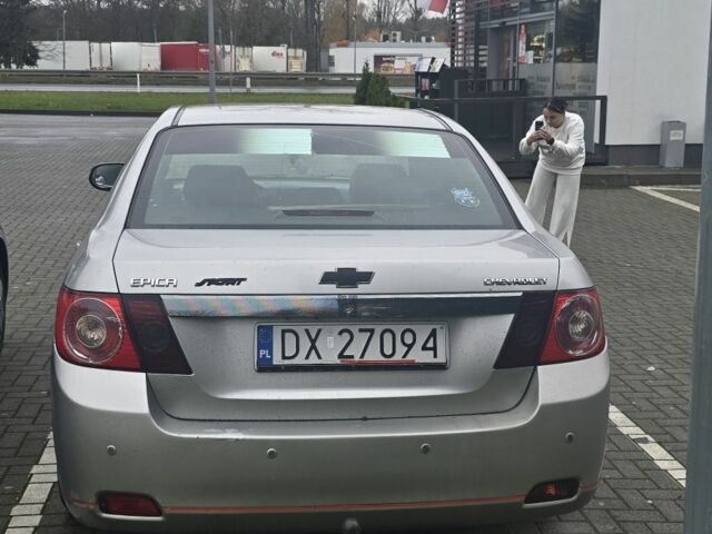 Сірий Шевроле Епіка, об'ємом двигуна 2 л та пробігом 345 тис. км за 4300 $, фото 5 на Automoto.ua