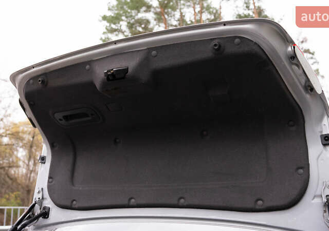 Серый Шевроле Эпика, объемом двигателя 1.99 л и пробегом 180 тыс. км за 4000 $, фото 13 на Automoto.ua