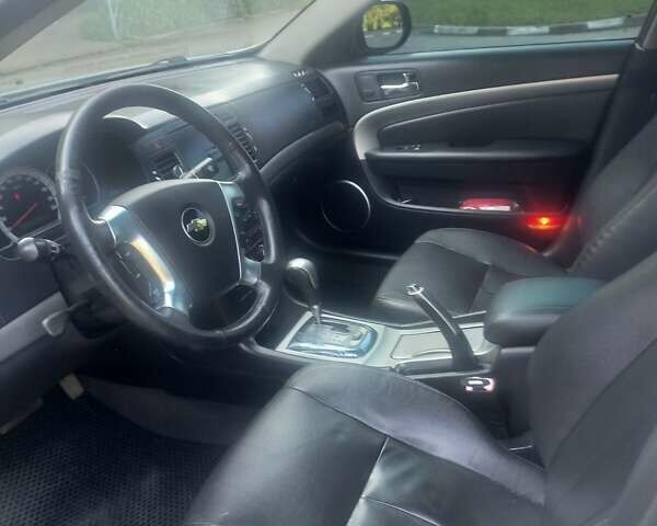 Сірий Шевроле Епіка, об'ємом двигуна 1.99 л та пробігом 200 тис. км за 5400 $, фото 4 на Automoto.ua