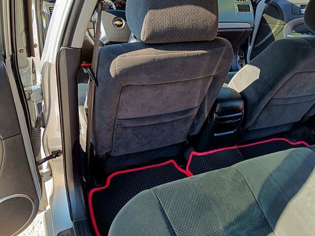 Серый Шевроле Эпика, объемом двигателя 2 л и пробегом 205 тыс. км за 6000 $, фото 9 на Automoto.ua