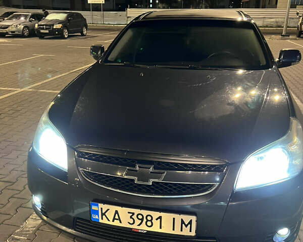Серый Шевроле Эпика, объемом двигателя 2 л и пробегом 167 тыс. км за 4800 $, фото 2 на Automoto.ua