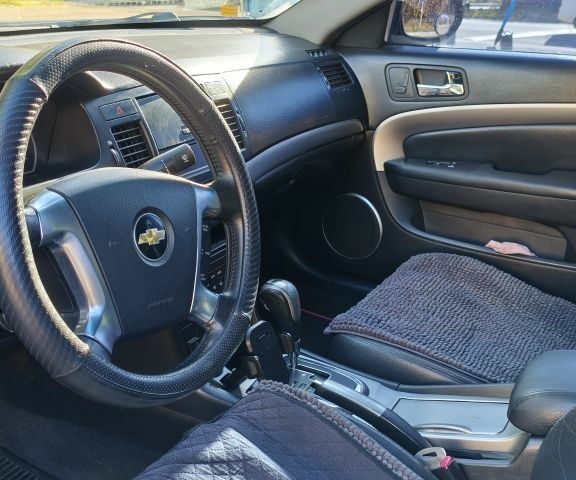 Сірий Шевроле Епіка, об'ємом двигуна 2.5 л та пробігом 478 тис. км за 3200 $, фото 2 на Automoto.ua