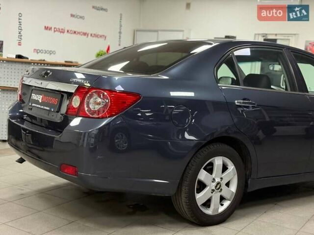 Серый Шевроле Эпика, объемом двигателя 2.5 л и пробегом 311 тыс. км за 4490 $, фото 12 на Automoto.ua