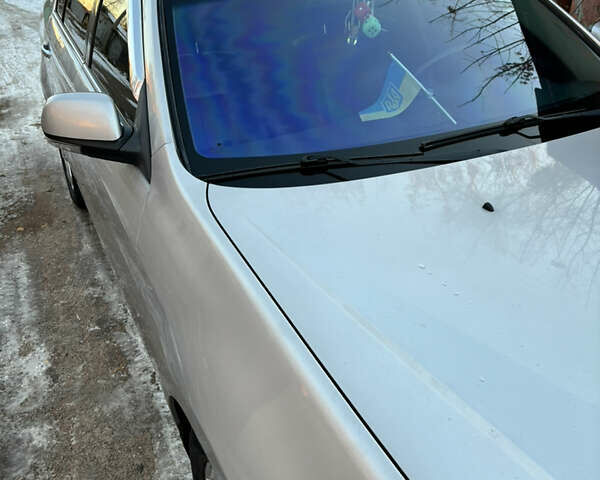 Сірий Шевроле Епіка, об'ємом двигуна 2.5 л та пробігом 233 тис. км за 6500 $, фото 34 на Automoto.ua