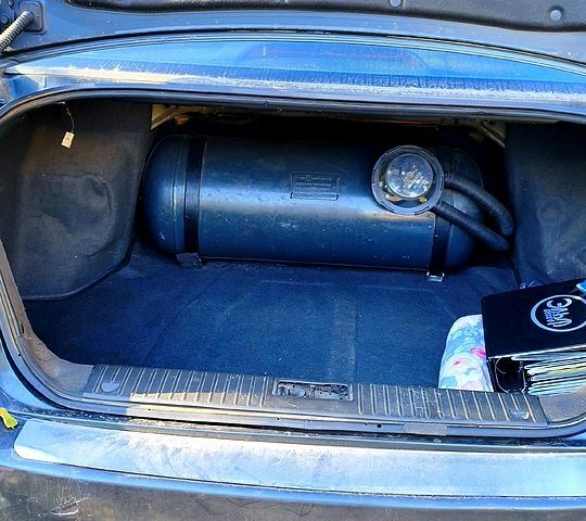 Серый Шевроле Эпика, объемом двигателя 2.5 л и пробегом 470 тыс. км за 3200 $, фото 5 на Automoto.ua