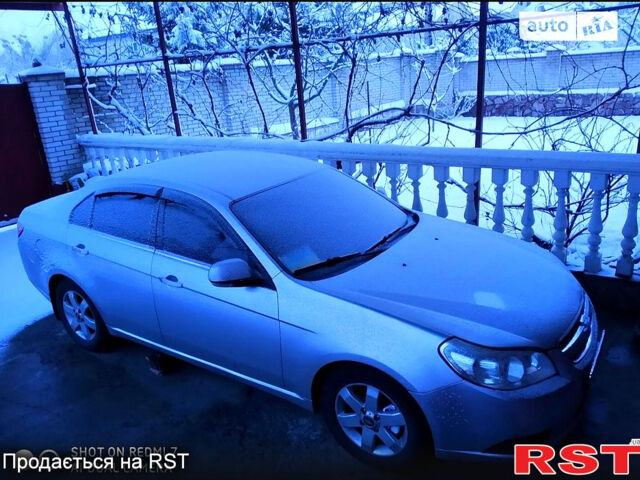 Серый Шевроле Эпика, объемом двигателя 2 л и пробегом 215 тыс. км за 5000 $, фото 3 на Automoto.ua