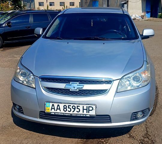 Серый Шевроле Эпика, объемом двигателя 2 л и пробегом 215 тыс. км за 4499 $, фото 4 на Automoto.ua
