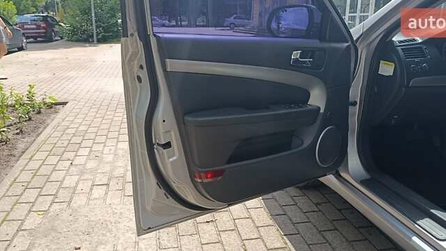 Серый Шевроле Эпика, объемом двигателя 2.49 л и пробегом 252 тыс. км за 4200 $, фото 16 на Automoto.ua