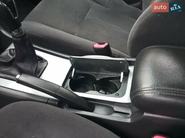 Серый Шевроле Эпика, объемом двигателя 2 л и пробегом 160 тыс. км за 6000 $, фото 24 на Automoto.ua