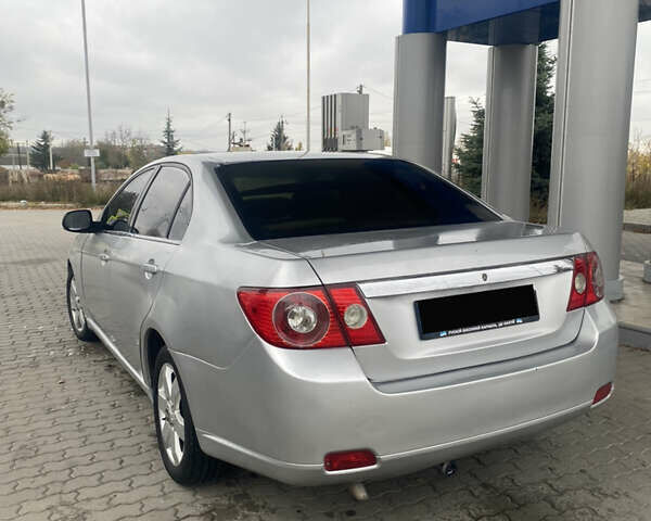 Шевроле Эпика 2008 в Тульчине на Automoto.ua Серый Шевроле Эпика, объемом двигателя 1.99 л и пробегом 500 тыс. км за 3000 $, фото 2 на Automoto.ua
