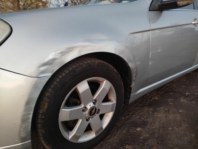 Сірий Шевроле Епіка, об'ємом двигуна 2 л та пробігом 277 тис. км за 5439 $, фото 3 на Automoto.ua