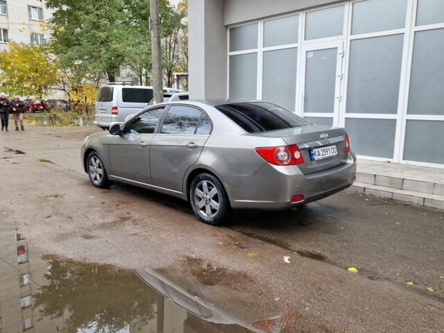 Шевроле Эпика 2008 в Броварах на Automoto.ua Серый Шевроле Эпика, объемом двигателя 2.5 л и пробегом 285 тыс. км за 4500 $, фото 3 на Automoto.ua