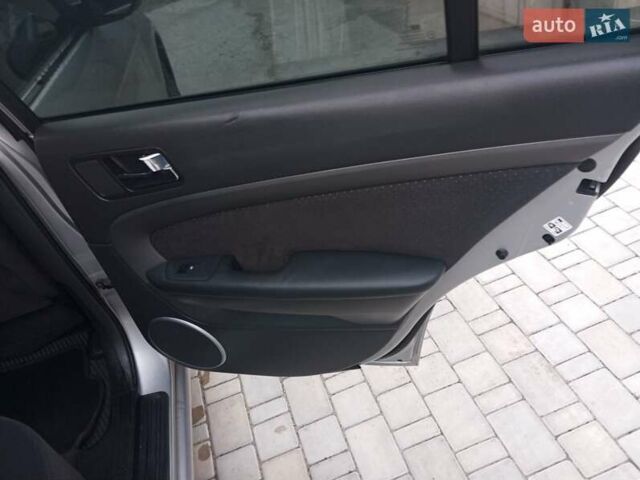 Серый Шевроле Эпика, объемом двигателя 2 л и пробегом 160 тыс. км за 6000 $, фото 29 на Automoto.ua