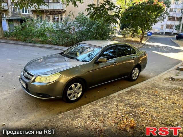 Сірий Шевроле Епіка, об'ємом двигуна 2.5 л та пробігом 145 тис. км за 3999 $, фото 1 на Automoto.ua