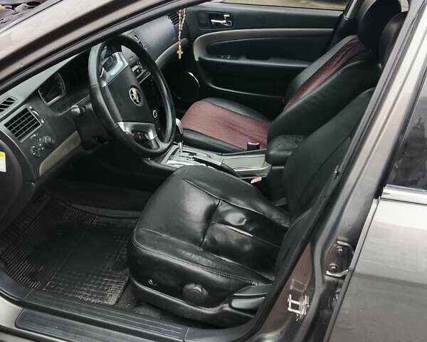 Серый Шевроле Эпика, объемом двигателя 2.49 л и пробегом 200 тыс. км за 3300 $, фото 10 на Automoto.ua