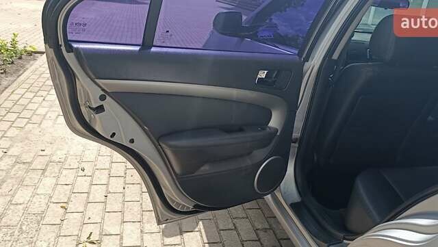 Серый Шевроле Эпика, объемом двигателя 2.49 л и пробегом 252 тыс. км за 4200 $, фото 14 на Automoto.ua