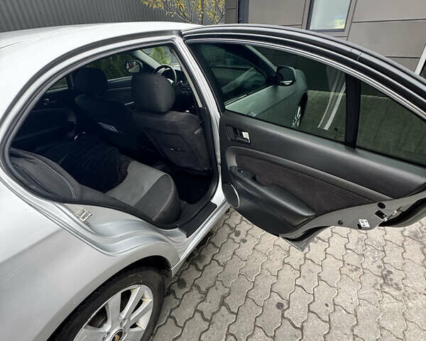 Серый Шевроле Эпика, объемом двигателя 1.99 л и пробегом 252 тыс. км за 3800 $, фото 11 на Automoto.ua