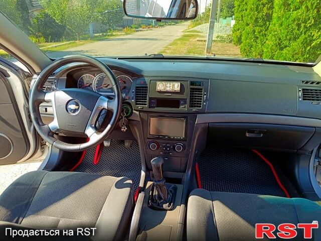 Серый Шевроле Эпика, объемом двигателя 2 л и пробегом 205 тыс. км за 6000 $, фото 3 на Automoto.ua