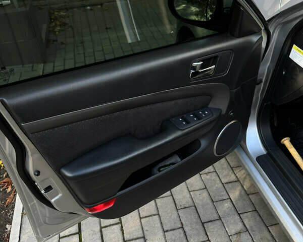 Шевроле Эпика 2008 в Кривом Роге на Automoto.ua Серый Шевроле Эпика, объемом двигателя 1.99 л и пробегом 170 тыс. км за 6200 $, фото 7 на Automoto.ua