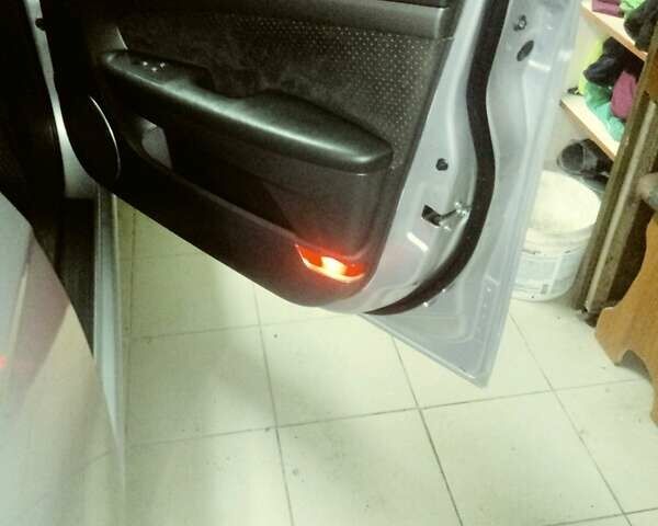 Серый Шевроле Эпика, объемом двигателя 2 л и пробегом 160 тыс. км за 6000 $, фото 13 на Automoto.ua