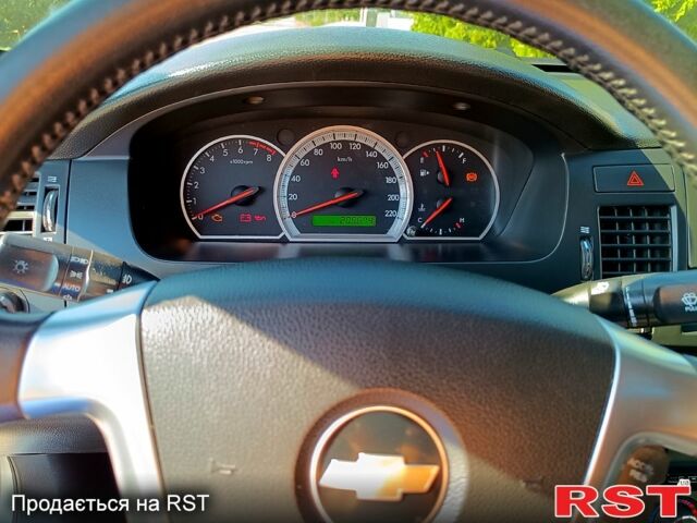 Серый Шевроле Эпика, объемом двигателя 2 л и пробегом 205 тыс. км за 6000 $, фото 4 на Automoto.ua