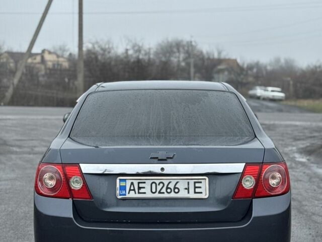 Серый Шевроле Эпика, объемом двигателя 2 л и пробегом 260 тыс. км за 5300 $, фото 5 на Automoto.ua