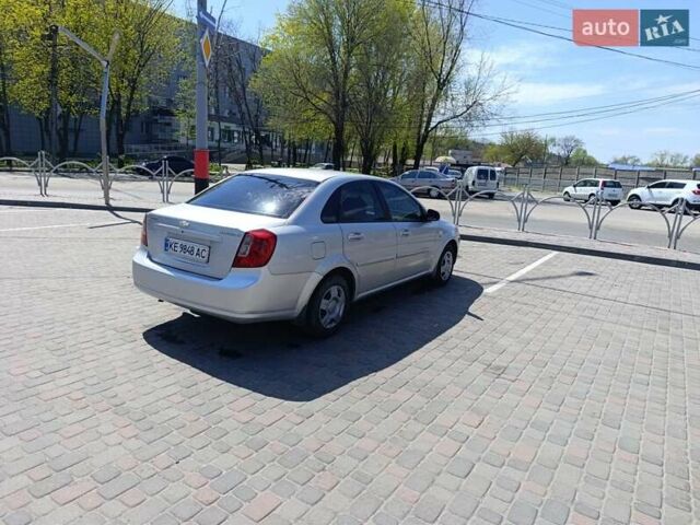 Серый Шевроле Эпика, объемом двигателя 1.6 л и пробегом 152 тыс. км за 4800 $, фото 4 на Automoto.ua