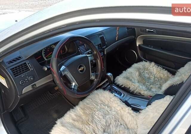 Серый Шевроле Эпика, объемом двигателя 2.5 л и пробегом 224 тыс. км за 5200 $, фото 9 на Automoto.ua