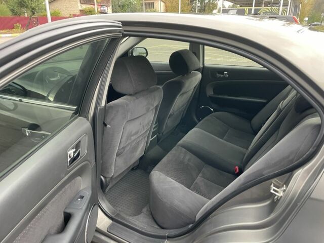 Серый Шевроле Эпика, объемом двигателя 2 л и пробегом 249 тыс. км за 3999 $, фото 5 на Automoto.ua