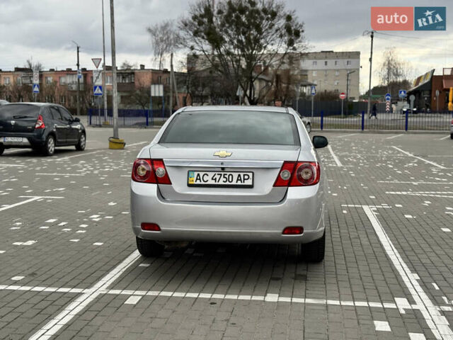 Серый Шевроле Эпика, объемом двигателя 1.99 л и пробегом 304 тыс. км за 6500 $, фото 5 на Automoto.ua