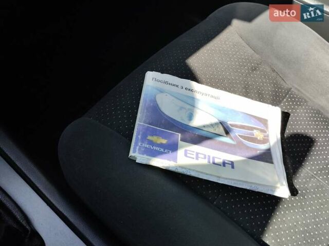 Серый Шевроле Эпика, объемом двигателя 1.99 л и пробегом 330 тыс. км за 3900 $, фото 14 на Automoto.ua