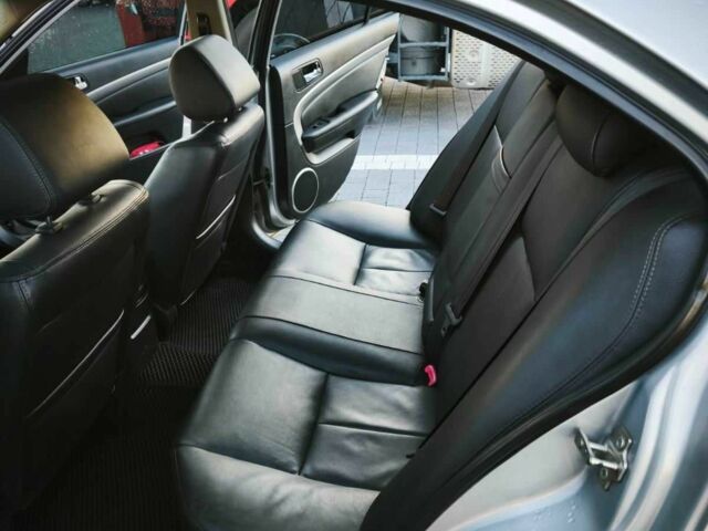 Сірий Шевроле Епіка, об'ємом двигуна 2 л та пробігом 209 тис. км за 6200 $, фото 5 на Automoto.ua