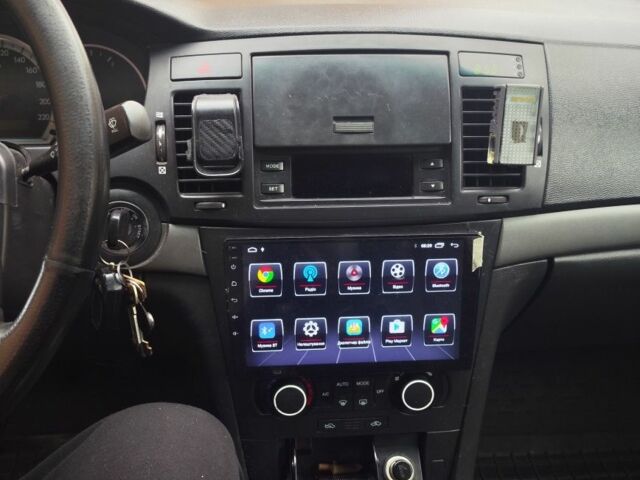 Сірий Шевроле Епіка, об'ємом двигуна 2 л та пробігом 170 тис. км за 4500 $, фото 4 на Automoto.ua