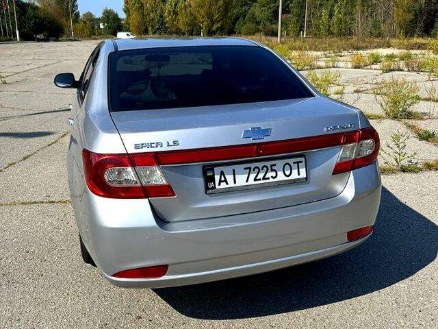 Шевроле Эпика 2008 в Чернигове на Automoto.ua Серый Шевроле Эпика, объемом двигателя 2 л и пробегом 0 тыс. км за 5300 $, фото 2 на Automoto.ua